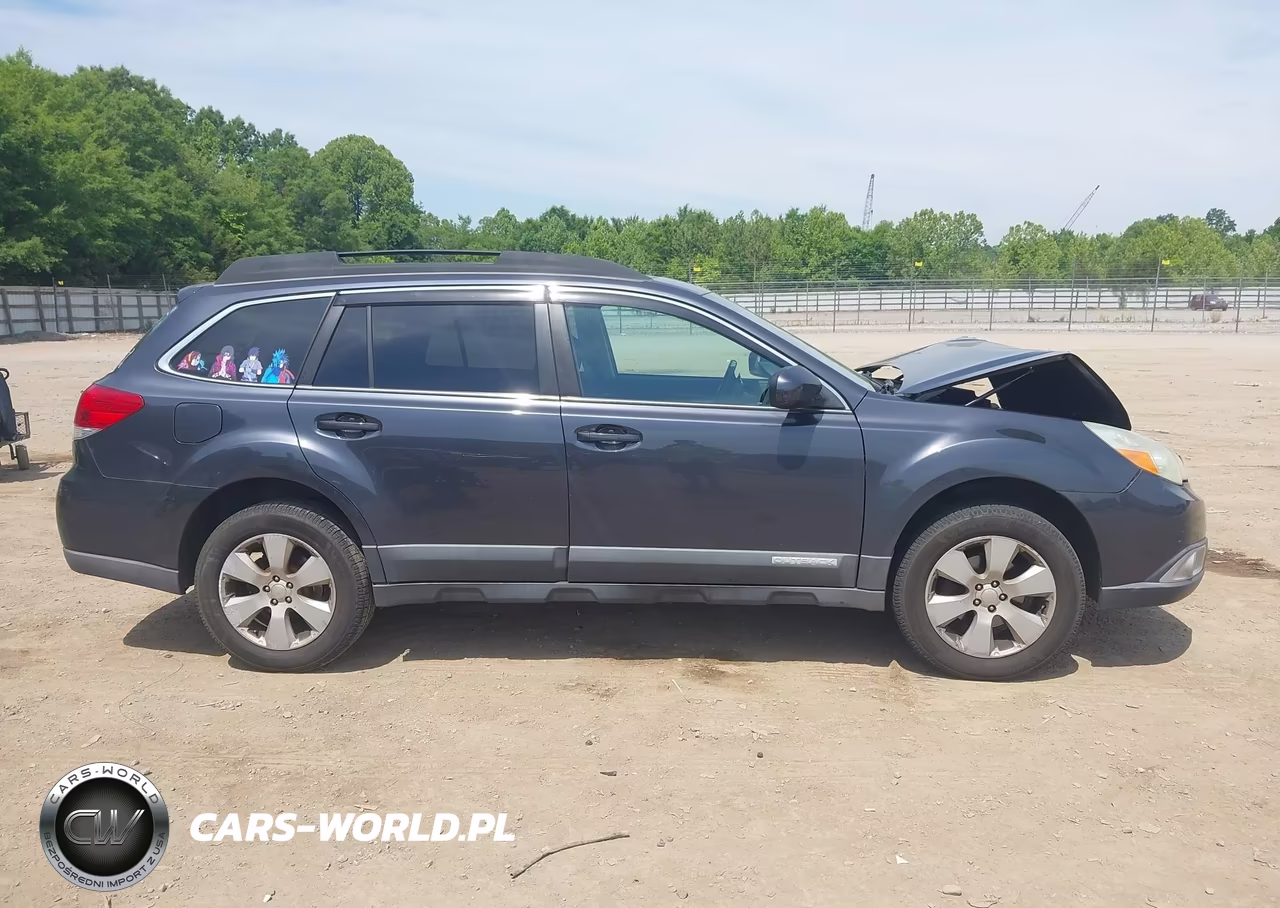 2011 Subaru Outback 2.5I Premium VIN:4S4BRCGCXB3323260 - 13