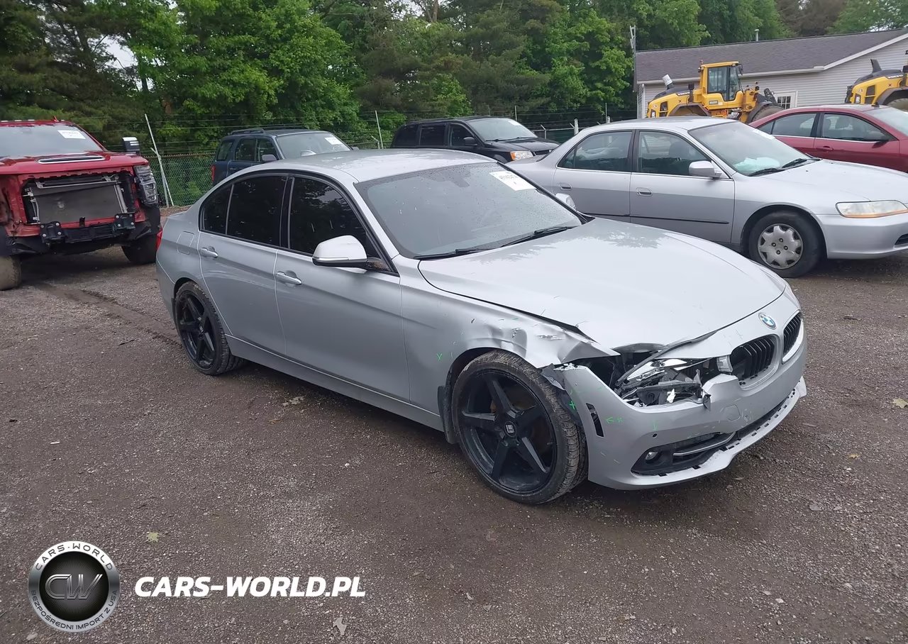 2016 BMW 328I xDrive – zdjęcie 1 z 16