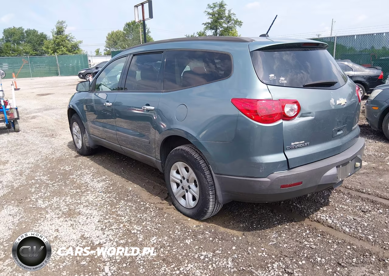 2009 Chevrolet Traverse Ls VIN:1GNER13D79S166511 - 3