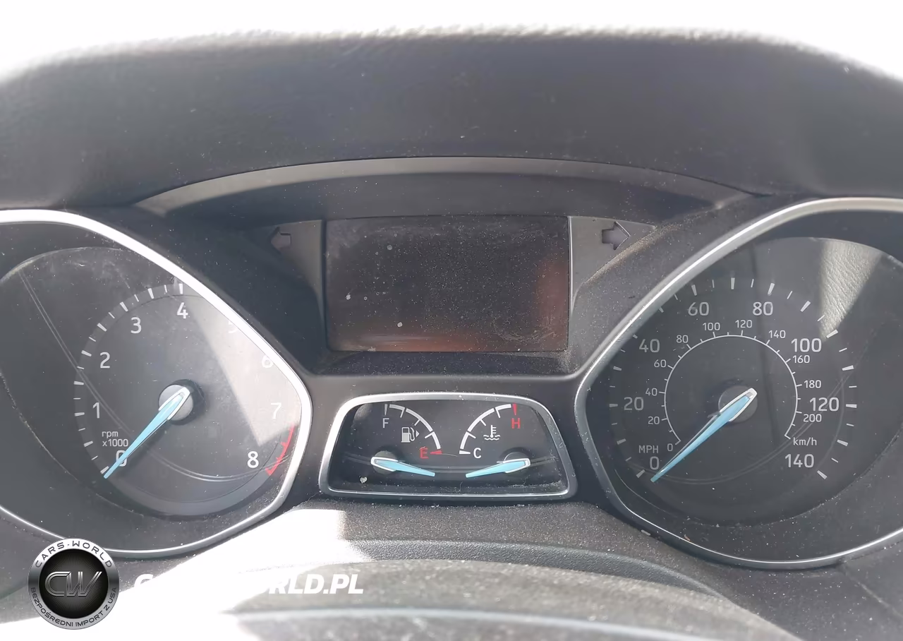 2018 Ford Focus Se VIN:1FADP3F27JL217641 - 15