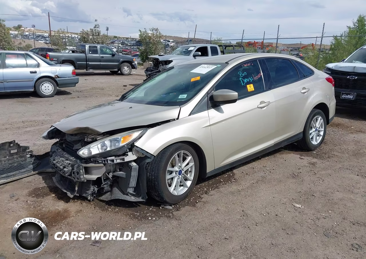 2018 Ford Focus Se VIN:1FADP3F27JL217641 - 2