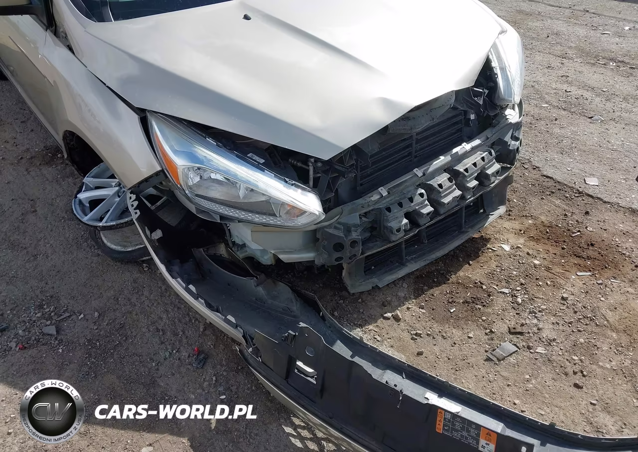 2018 Ford Focus Se VIN:1FADP3F27JL217641 - 6