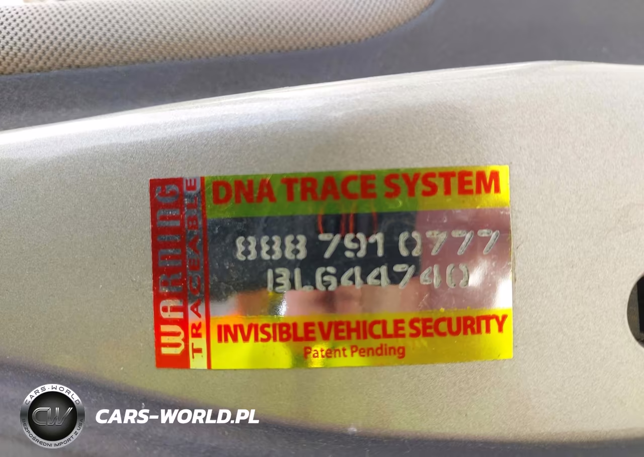 2018 Ford Focus Se VIN:1FADP3F27JL217641 - 9