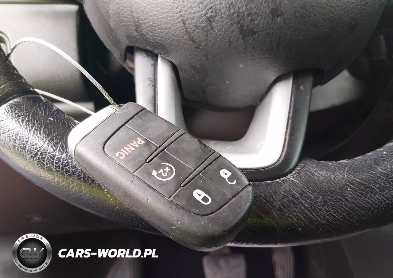 2018 Jeep Renegade Latitude Fwd VIN:ZACCJABB1JPG94076 - 11