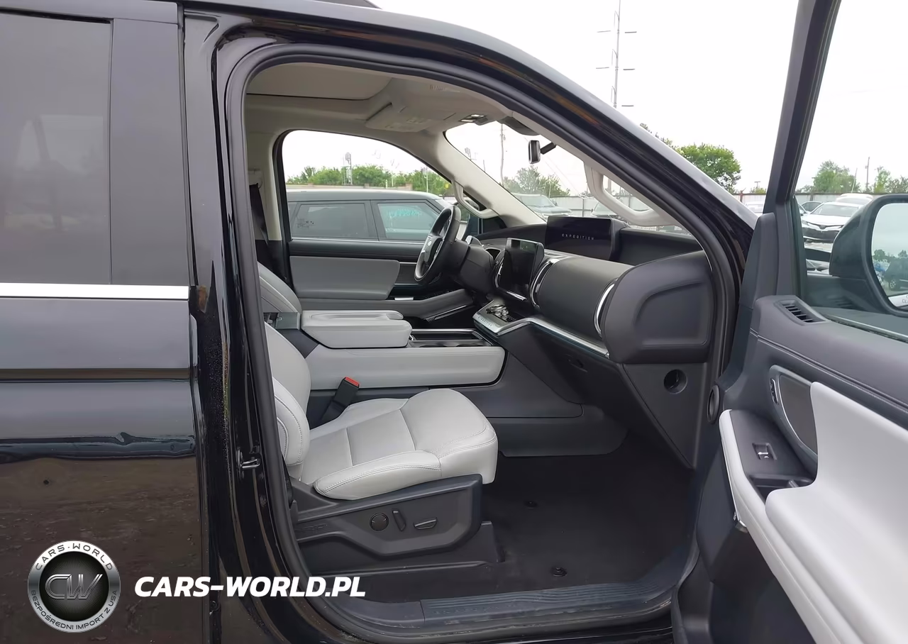 2025 Ford Expedition Platinum Max VIN:1FMJK1M89SEA36243 - 5