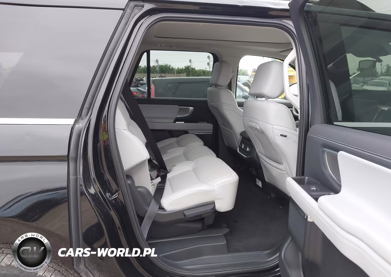 2025 Ford Expedition Platinum Max VIN:1FMJK1M89SEA36243 - 8