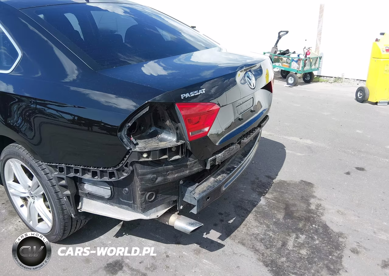 2015 Volkswagen Passat 2.0L Tdi Se VIN:1VWBV7A31FC088136 - 13