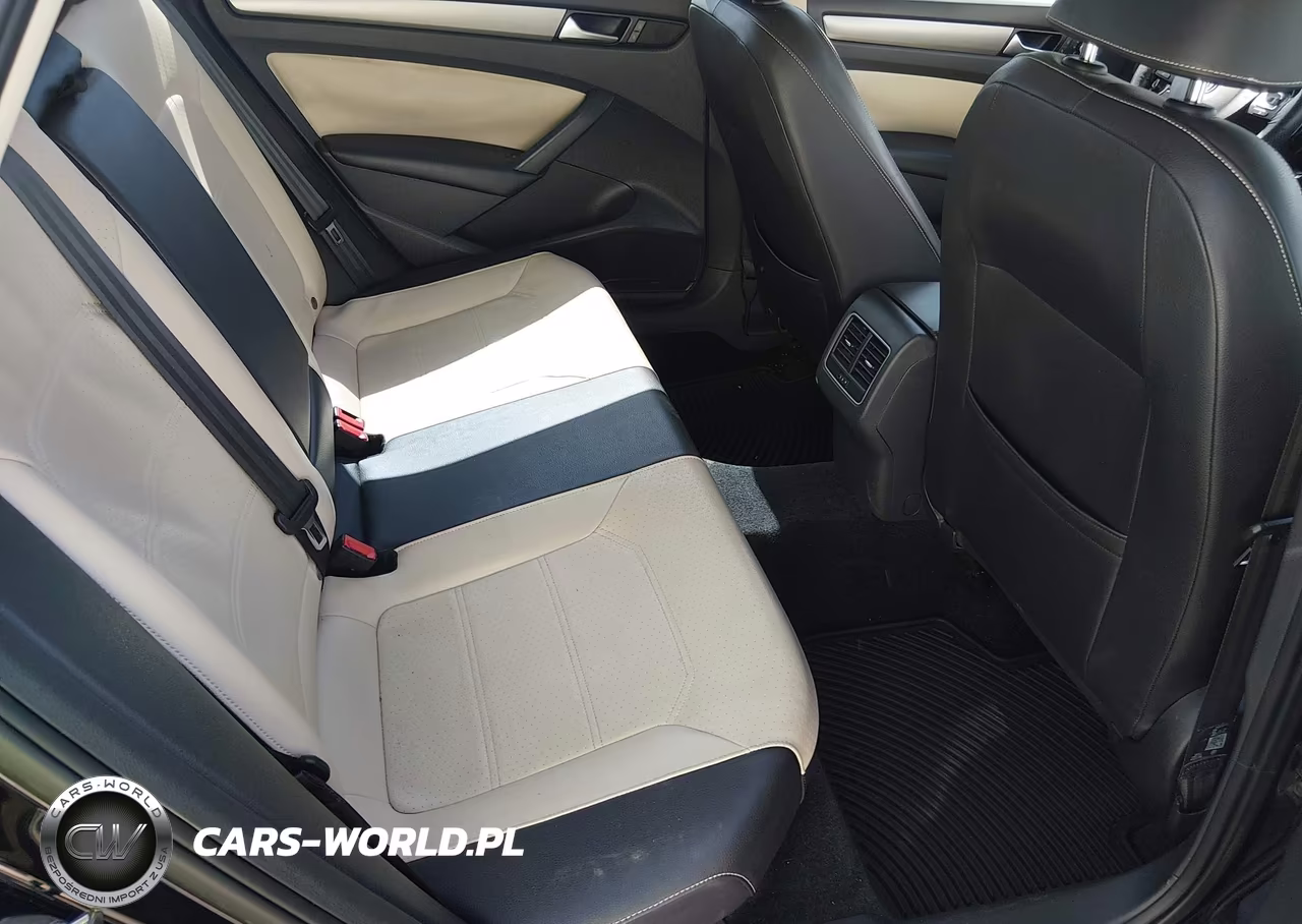 2015 Volkswagen Passat 2.0L Tdi Se VIN:1VWBV7A31FC088136 - 8