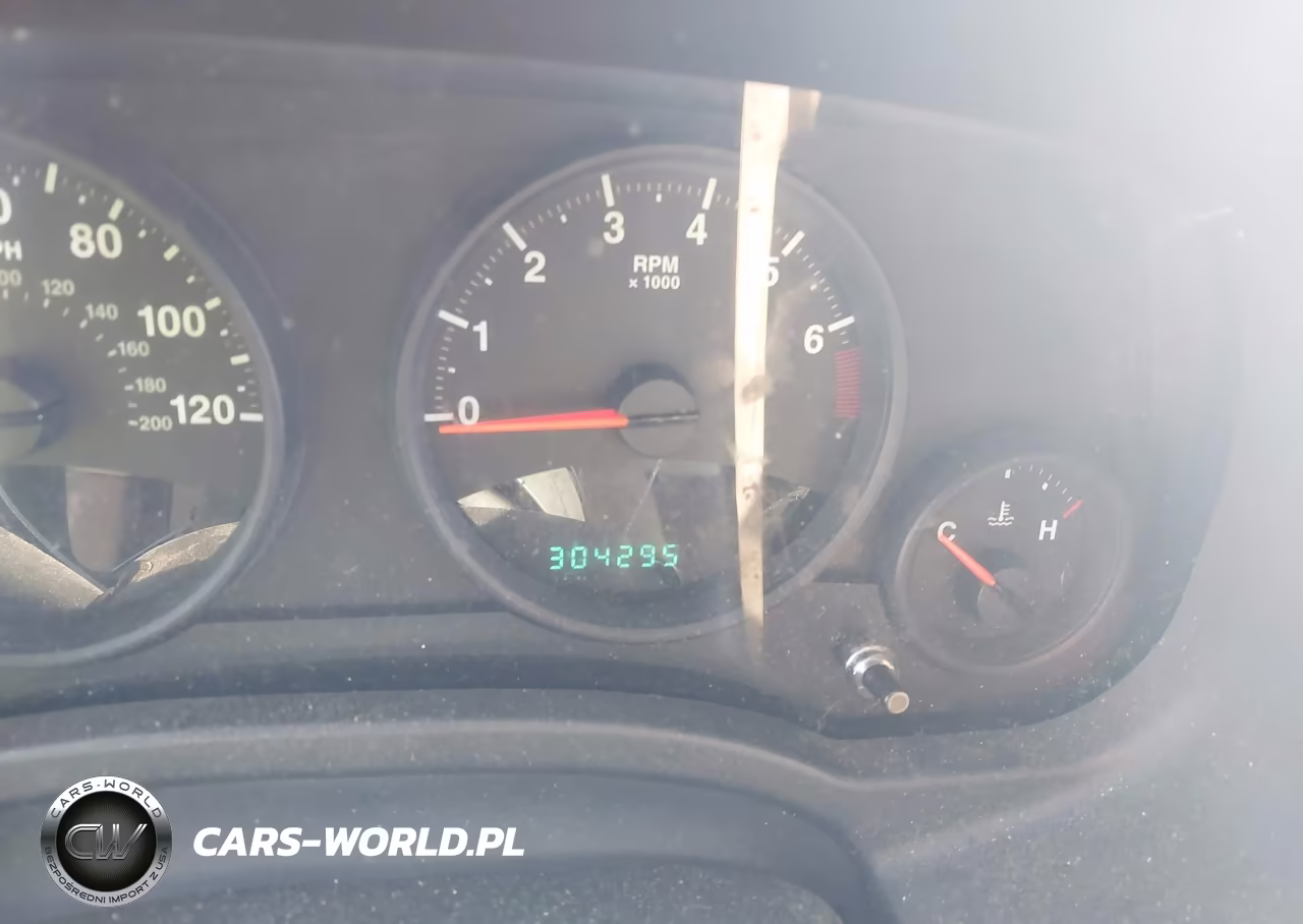 2011 Jeep Compass VIN:1J4NT1FB2BD165808 - 7