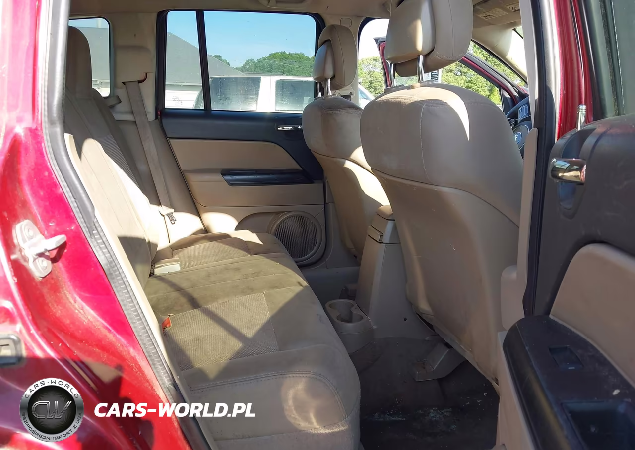 2011 Jeep Compass VIN:1J4NT1FB2BD165808 - 8