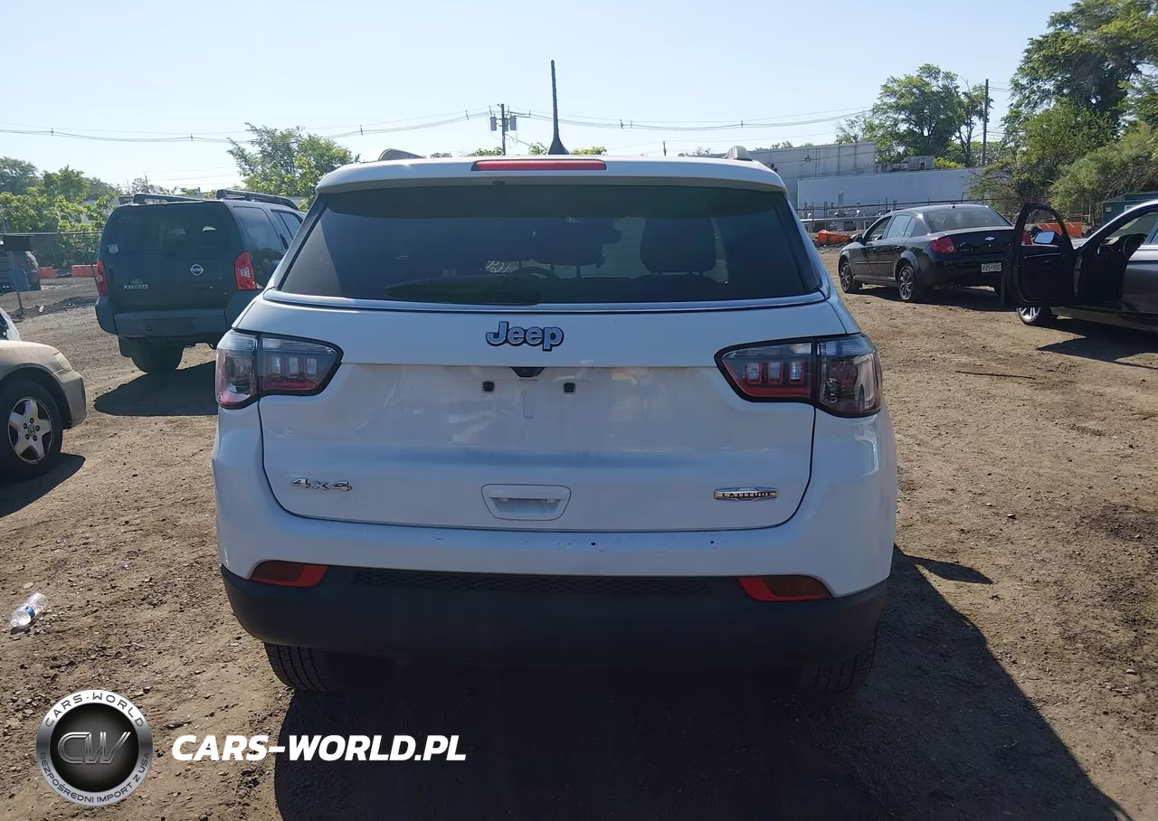 2022 Jeep Compass Latitude 4X4 VIN:3C4NJDBB3NT164541 - 16