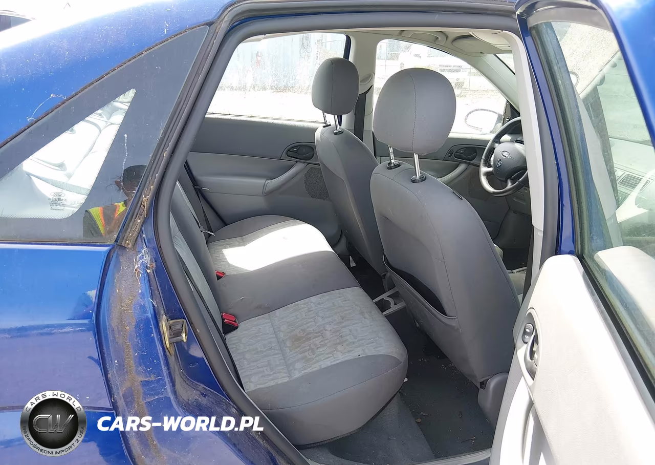 2005 Ford Focus Zx4 VIN:1FAHP34N85W181185 - 8