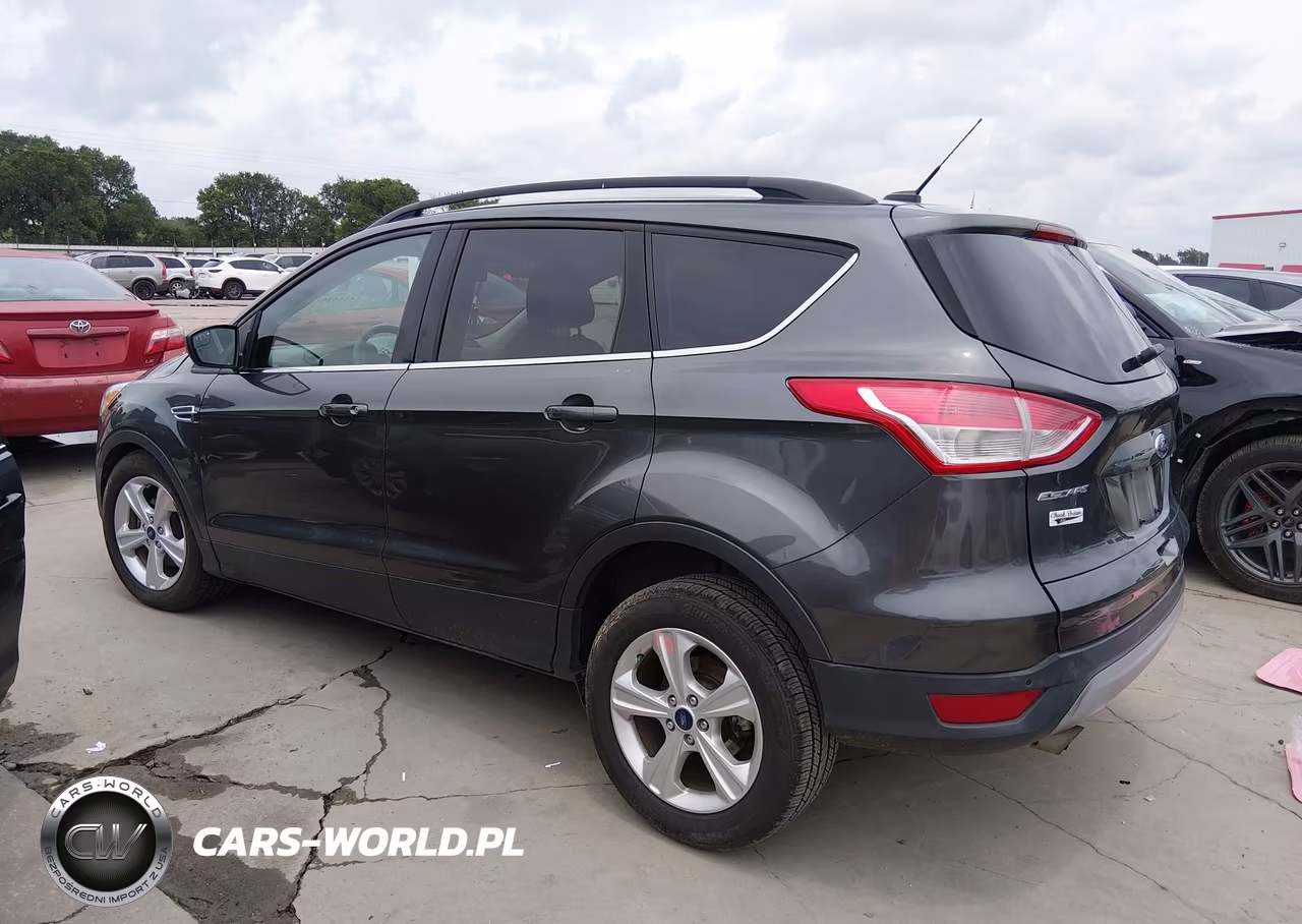 2016 Ford Escape Se VIN:1FMCU0GXXGUC23875 - 14