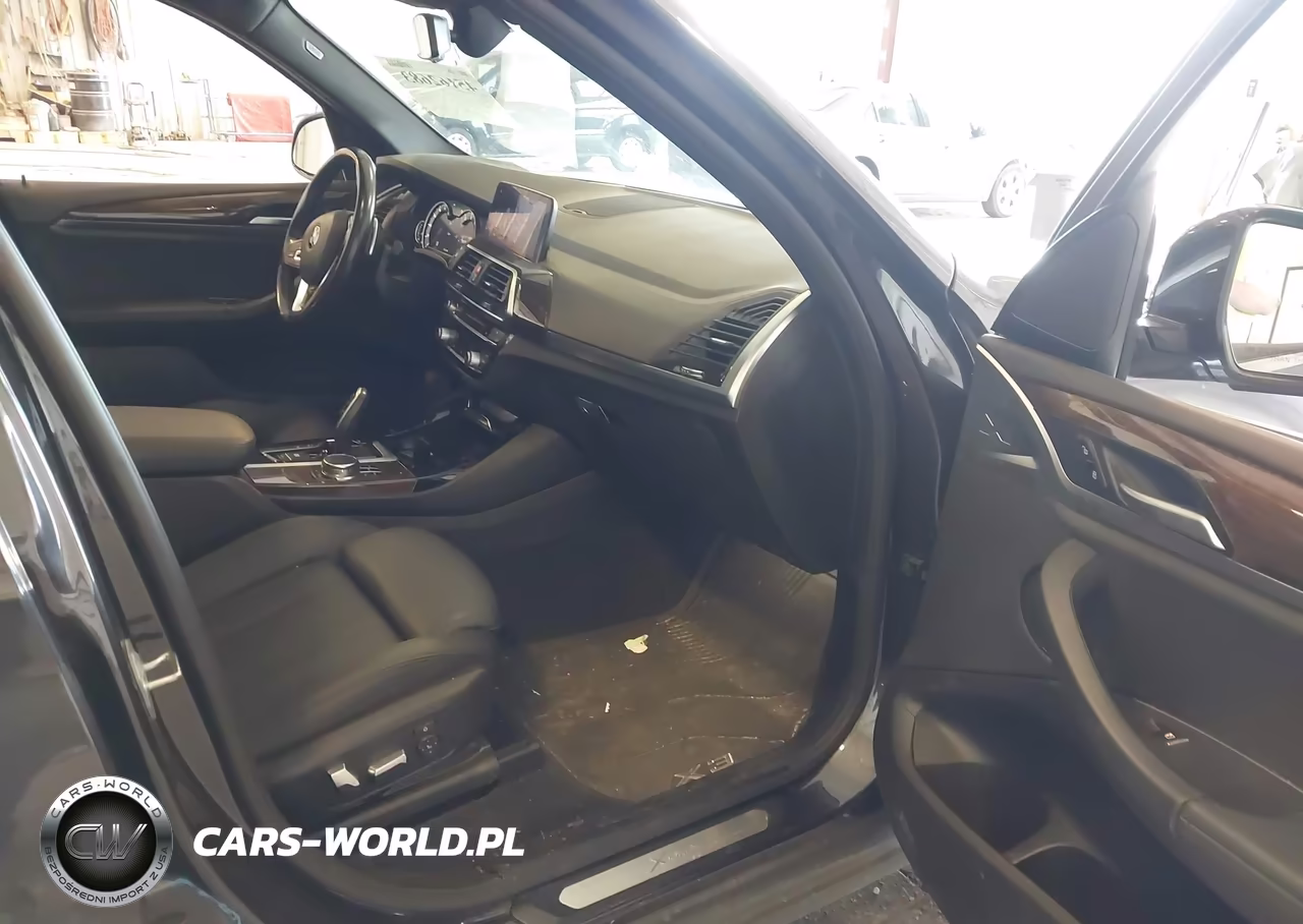 2019 BMW X3 xDrive30I VIN:5UXTR9C5XKLE15148 - 5