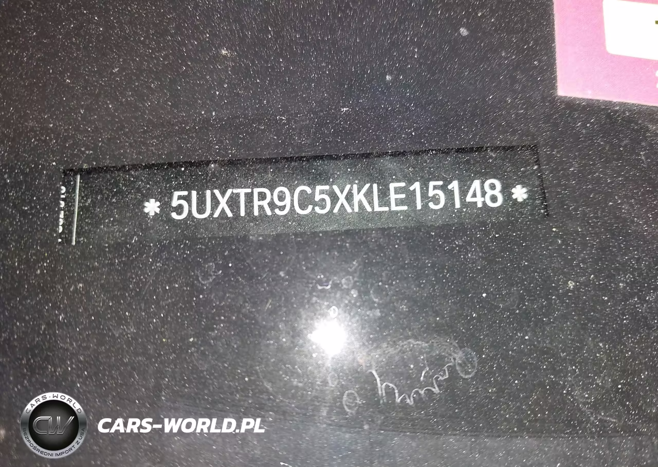 2019 BMW X3 xDrive30I VIN:5UXTR9C5XKLE15148 - 9