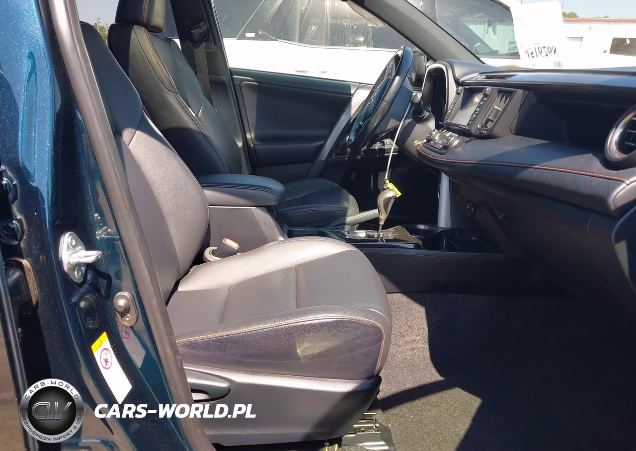 2018 Toyota Rav4 Se VIN:JTMNFREVXJD118323 - 5
