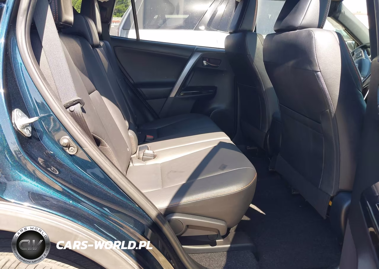 2018 Toyota Rav4 Se VIN:JTMNFREVXJD118323 - 8