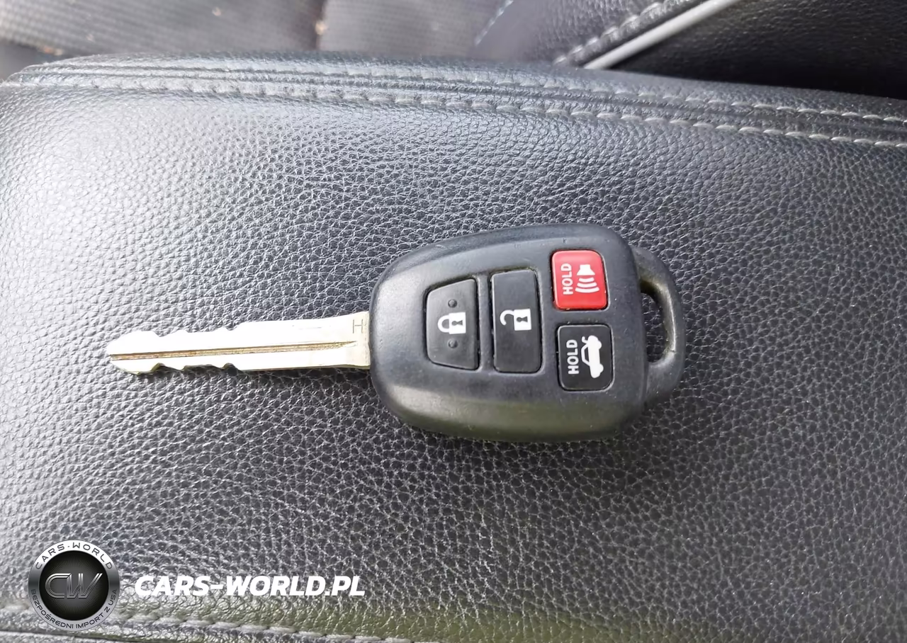 2015 Toyota Corolla S Plus VIN:2T1BURHE3FC339187 - 11