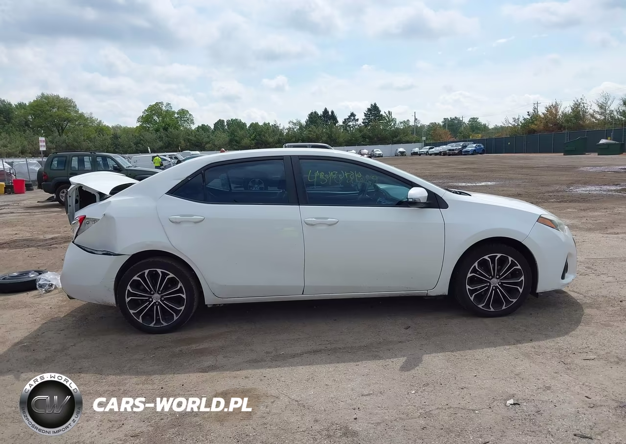 2015 Toyota Corolla S Plus VIN:2T1BURHE3FC339187 - 13