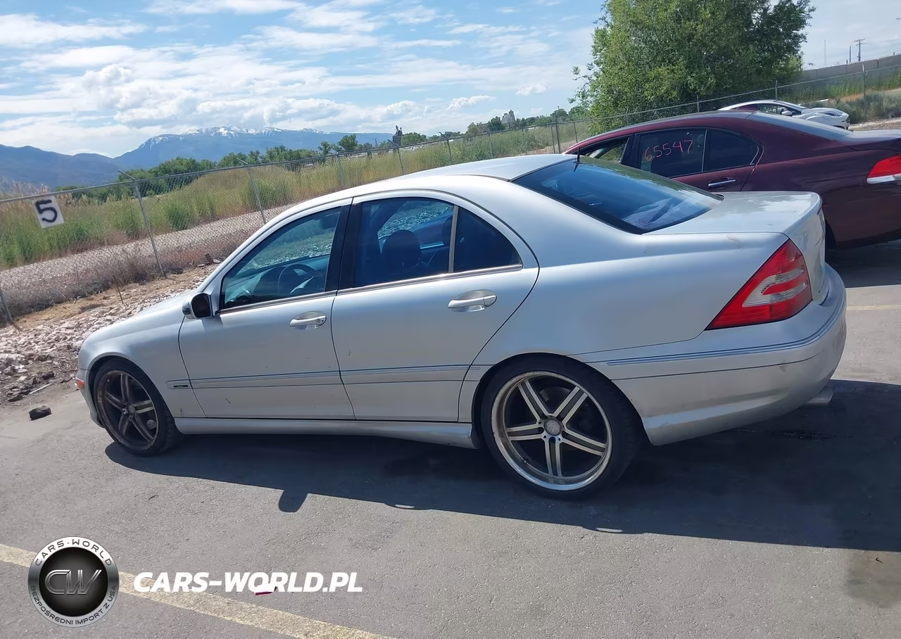 2005 Mercedes-Benz C 230K Sport Sedan VIN:WDBRF40J05F636412 - 14