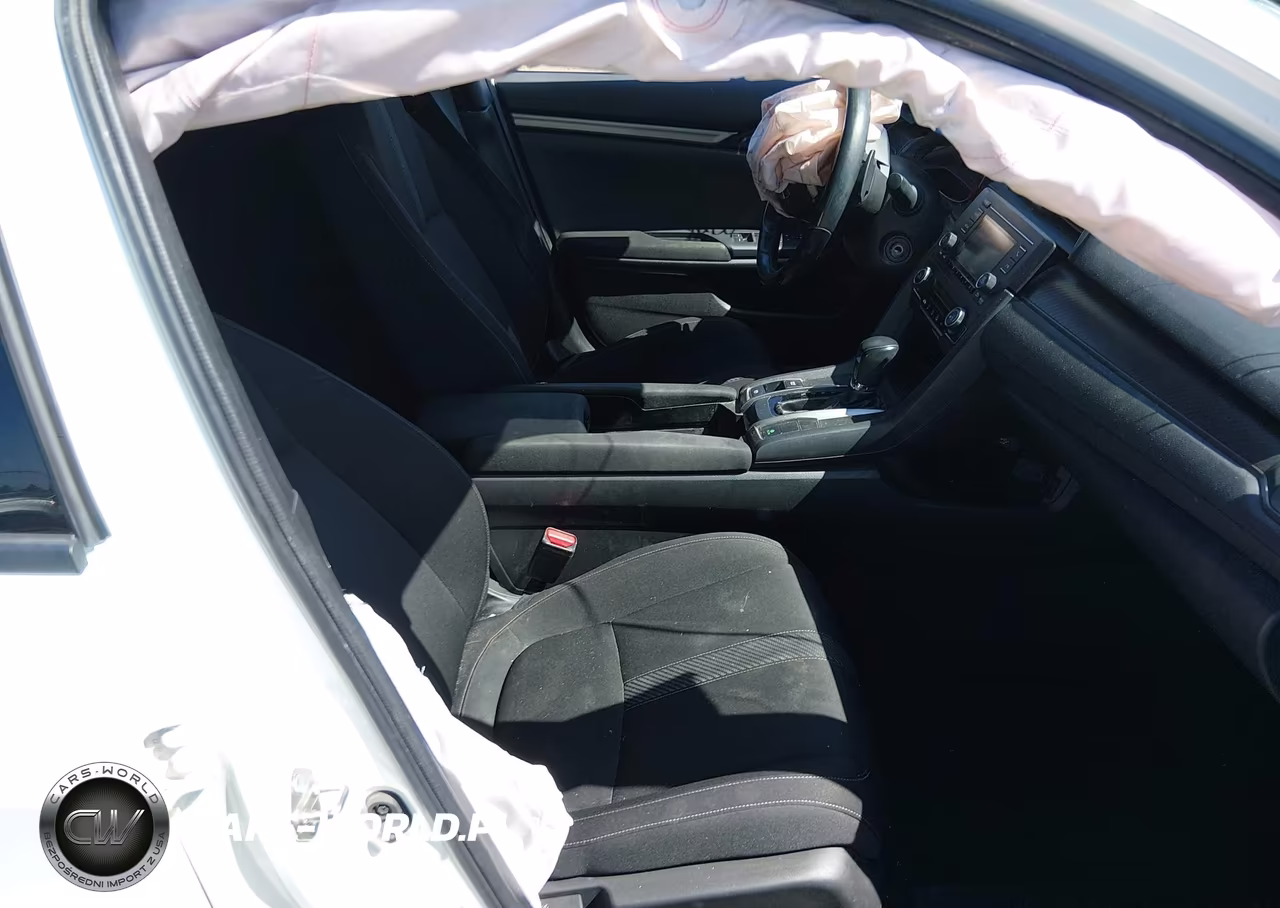 2019 Honda Civic Sport VIN:SHHFK7H48KU422539 - 5