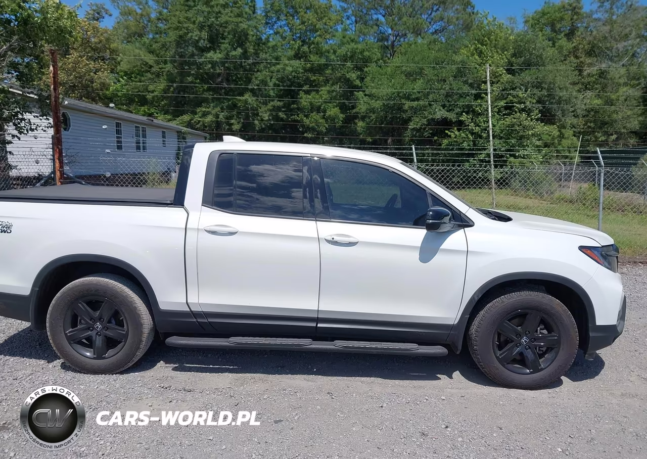 2023 Honda Ridgeline Black Edition VIN:5FPYK3F84PB015762 - 13