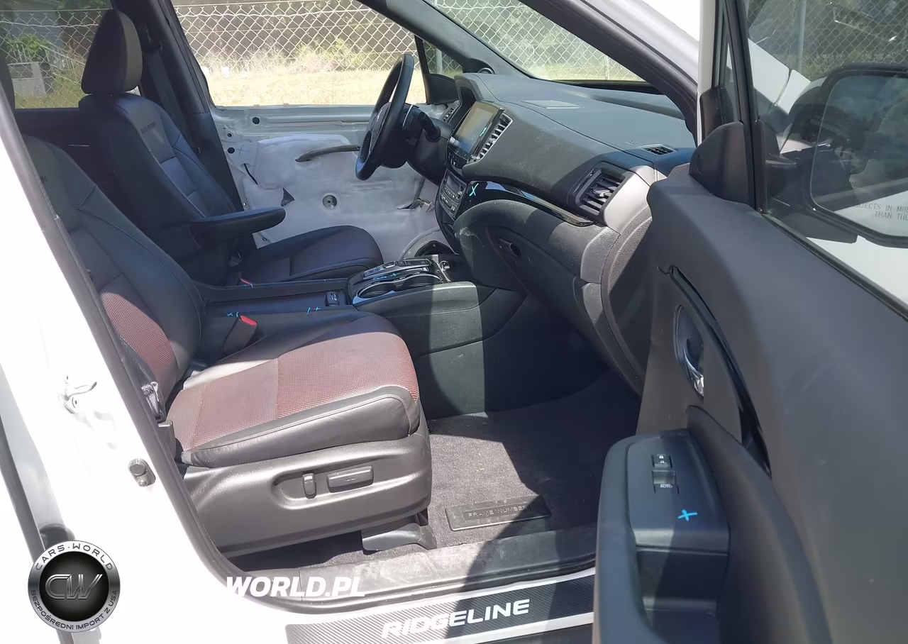 2023 Honda Ridgeline Black Edition VIN:5FPYK3F84PB015762 - 5