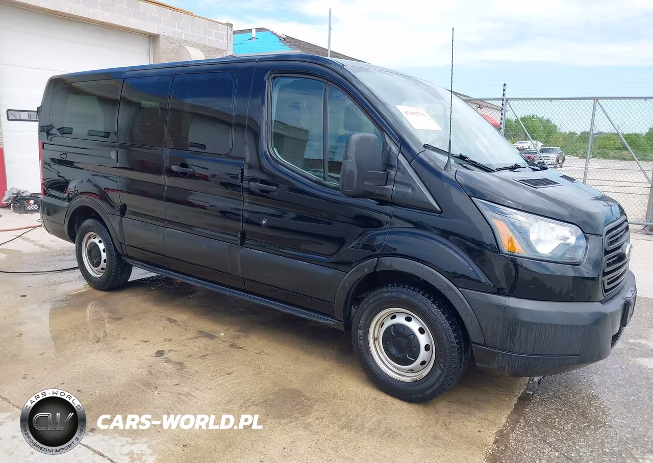 2019 Ford Transit-150 Xl