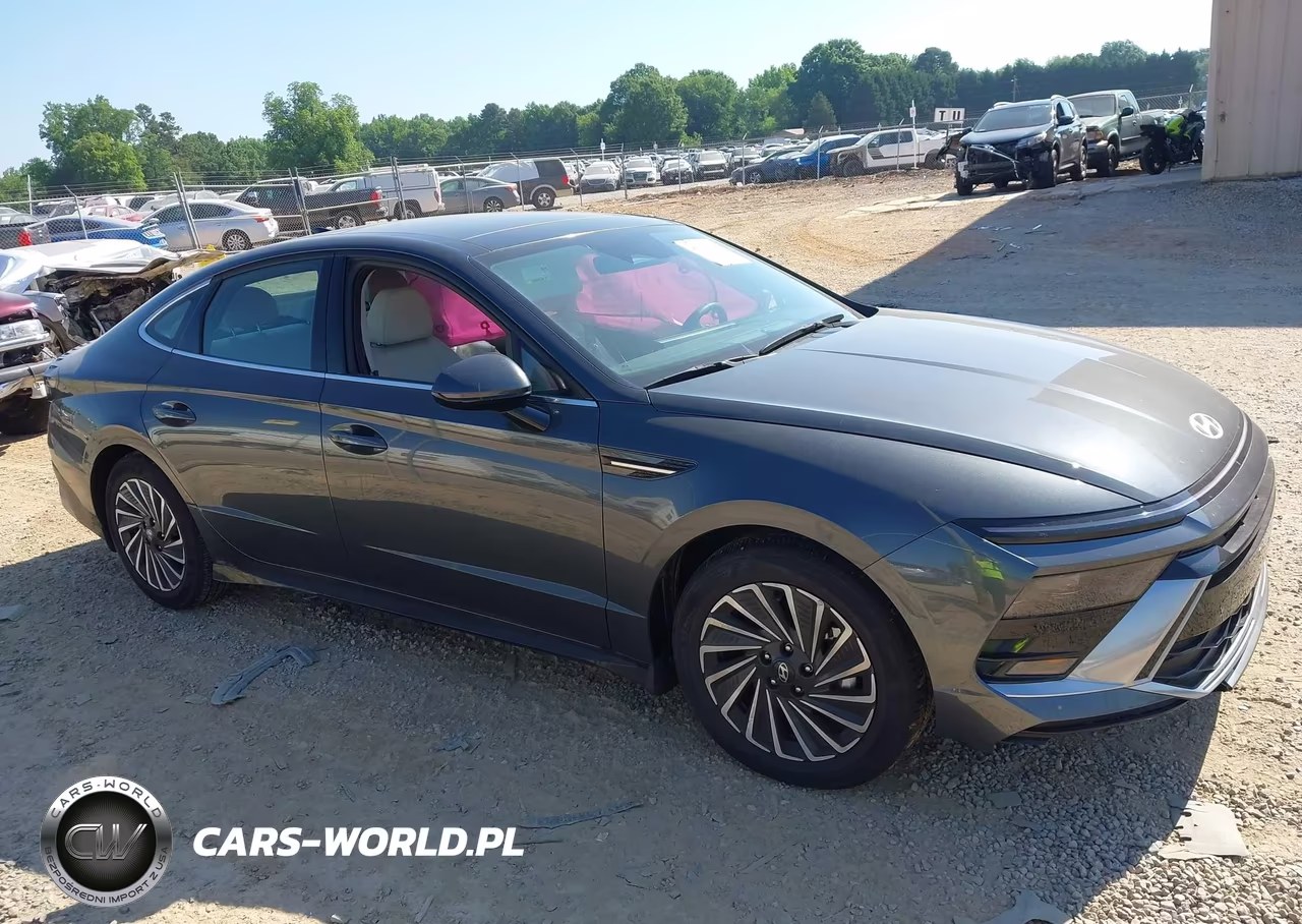 2026 Hyundai Sonata Hybrid Sel VIN:KMHL34JJ5TA135990 - 13