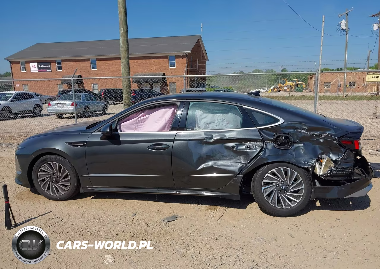 2026 Hyundai Sonata Hybrid Sel VIN:KMHL34JJ5TA135990 - 14