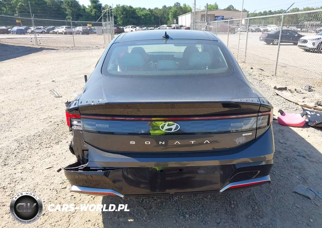 2026 Hyundai Sonata Hybrid Sel VIN:KMHL34JJ5TA135990 - 16