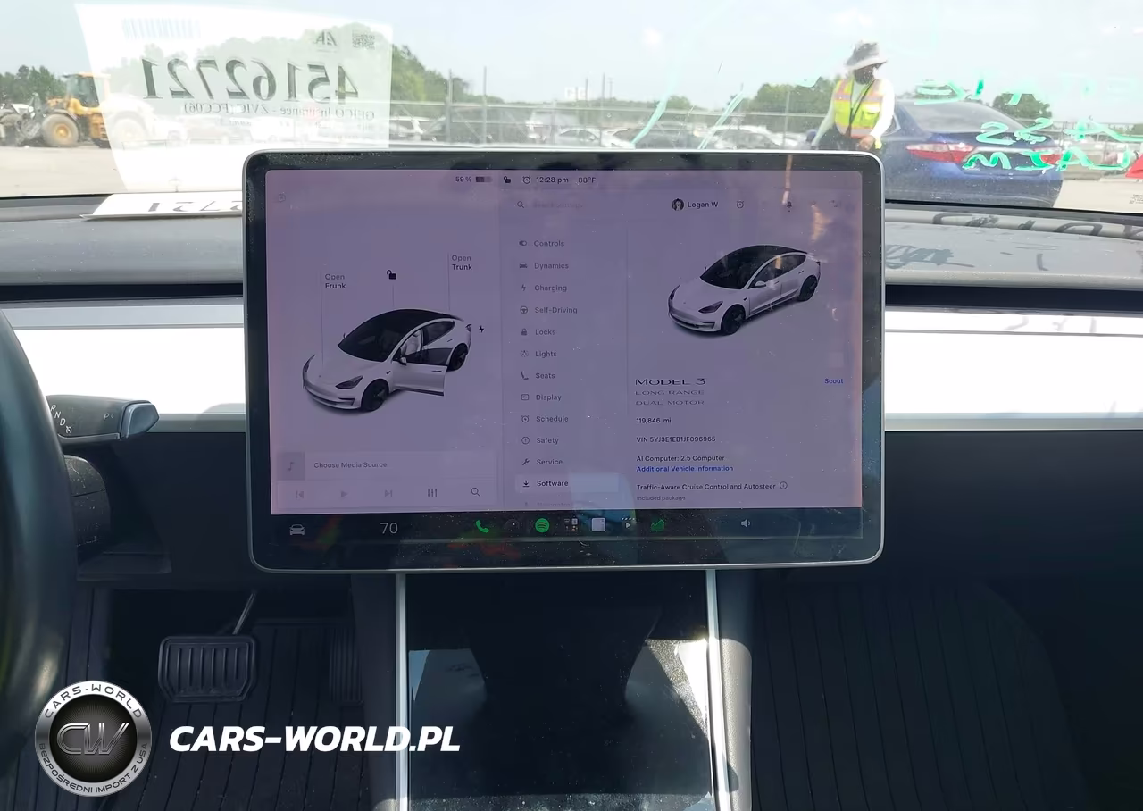 2018 Tesla Model 3 Long Range-Performance VIN:5YJ3E1EB1JF096965 - 18