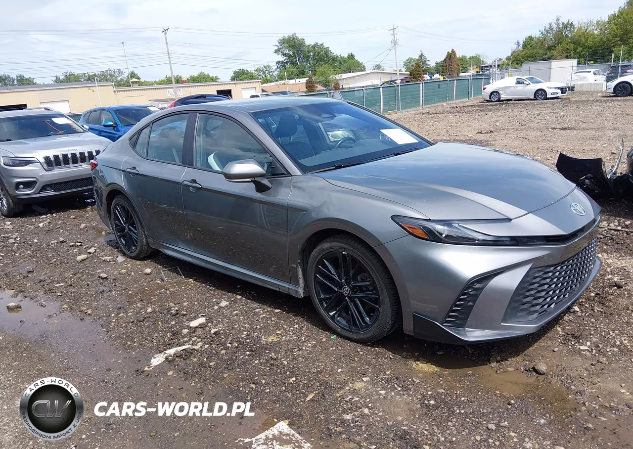 2025 Toyota Camry Se – zdjęcie 1 z 16