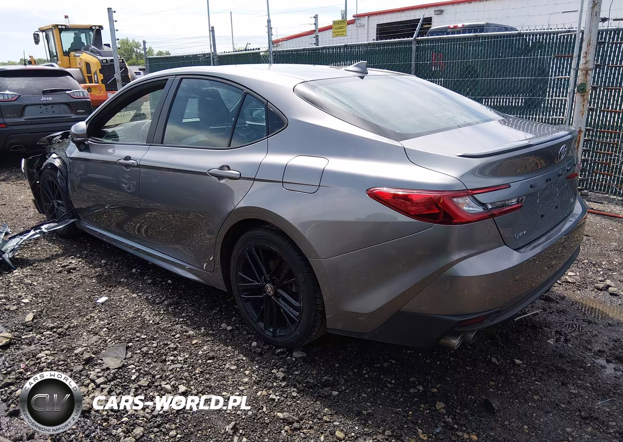 2025 Toyota Camry Se VIN:4T1DAACK3SU593913 - 3