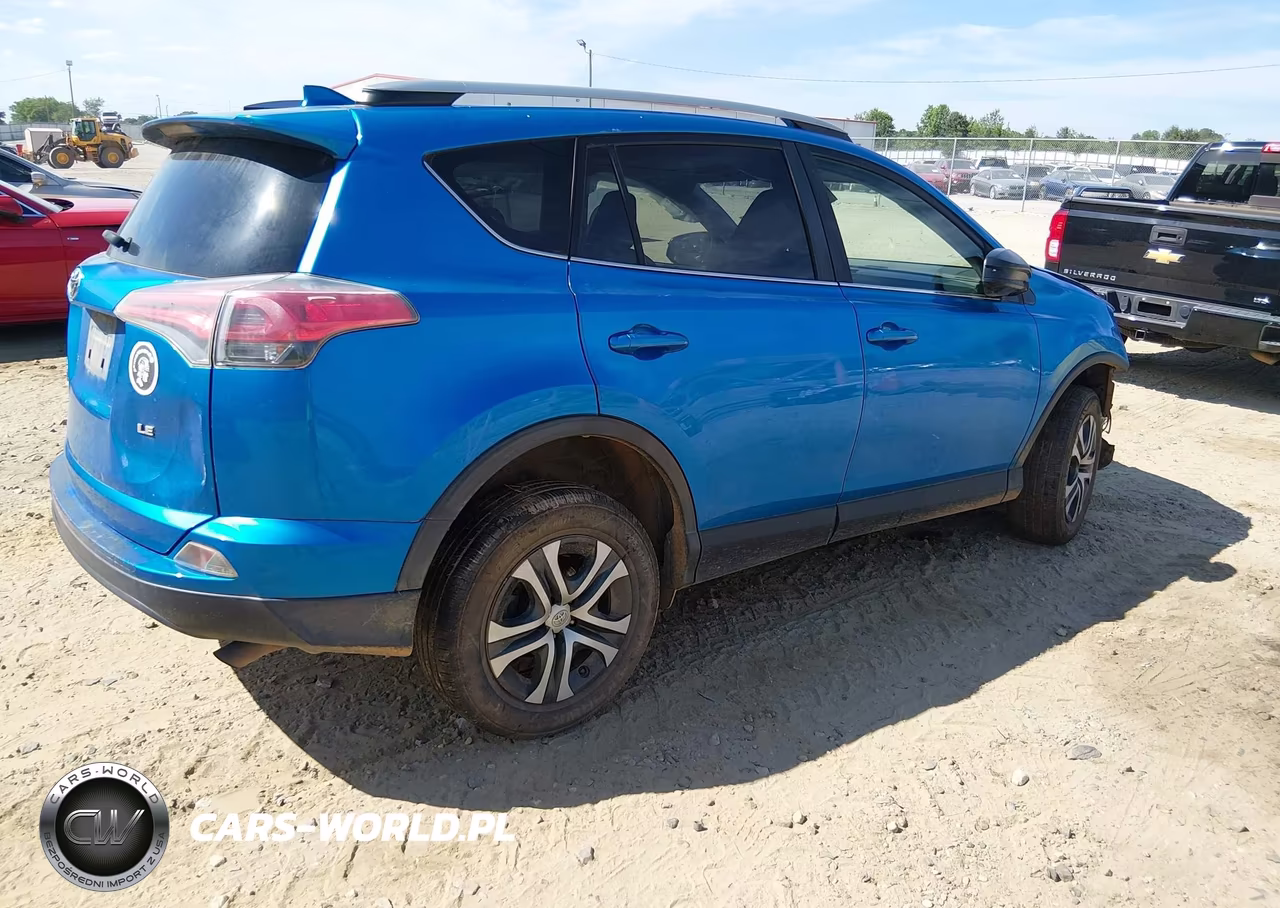 2018 Toyota Rav4 Le VIN:JTMZFREV8JJ734895 - 4
