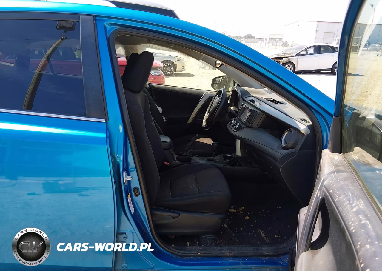 2018 Toyota Rav4 Le VIN:JTMZFREV8JJ734895 - 5