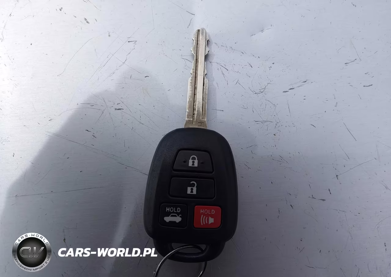 2016 Toyota Camry Le VIN:4T1BF1FK1GU527730 - 11