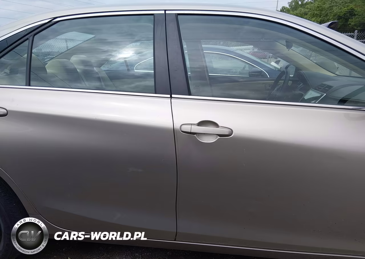 2016 Toyota Camry Le VIN:4T1BF1FK1GU527730 - 13