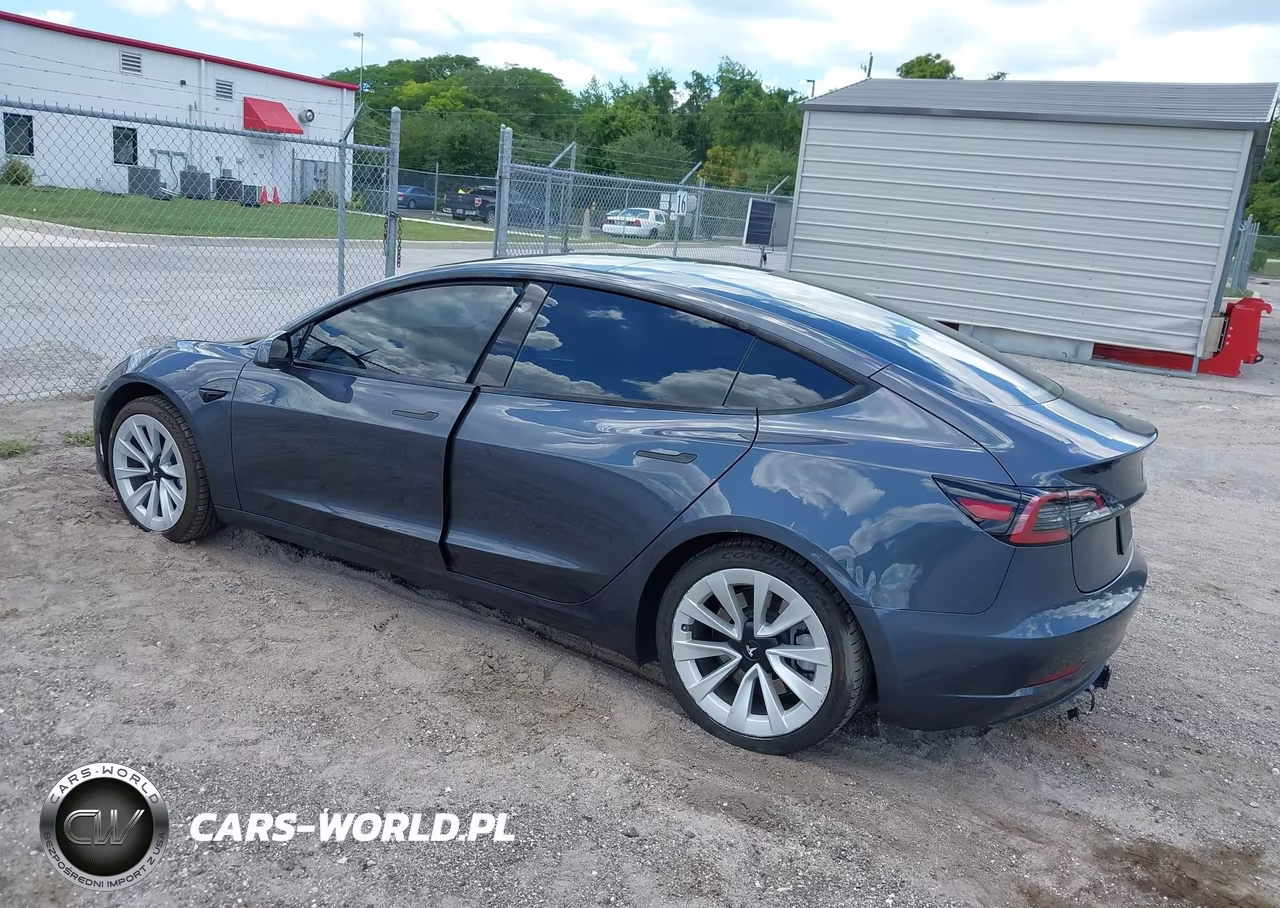 2023 Tesla Model 3 Rear-Wheel Drive VIN:5YJ3E1EA0PF676482 - 3