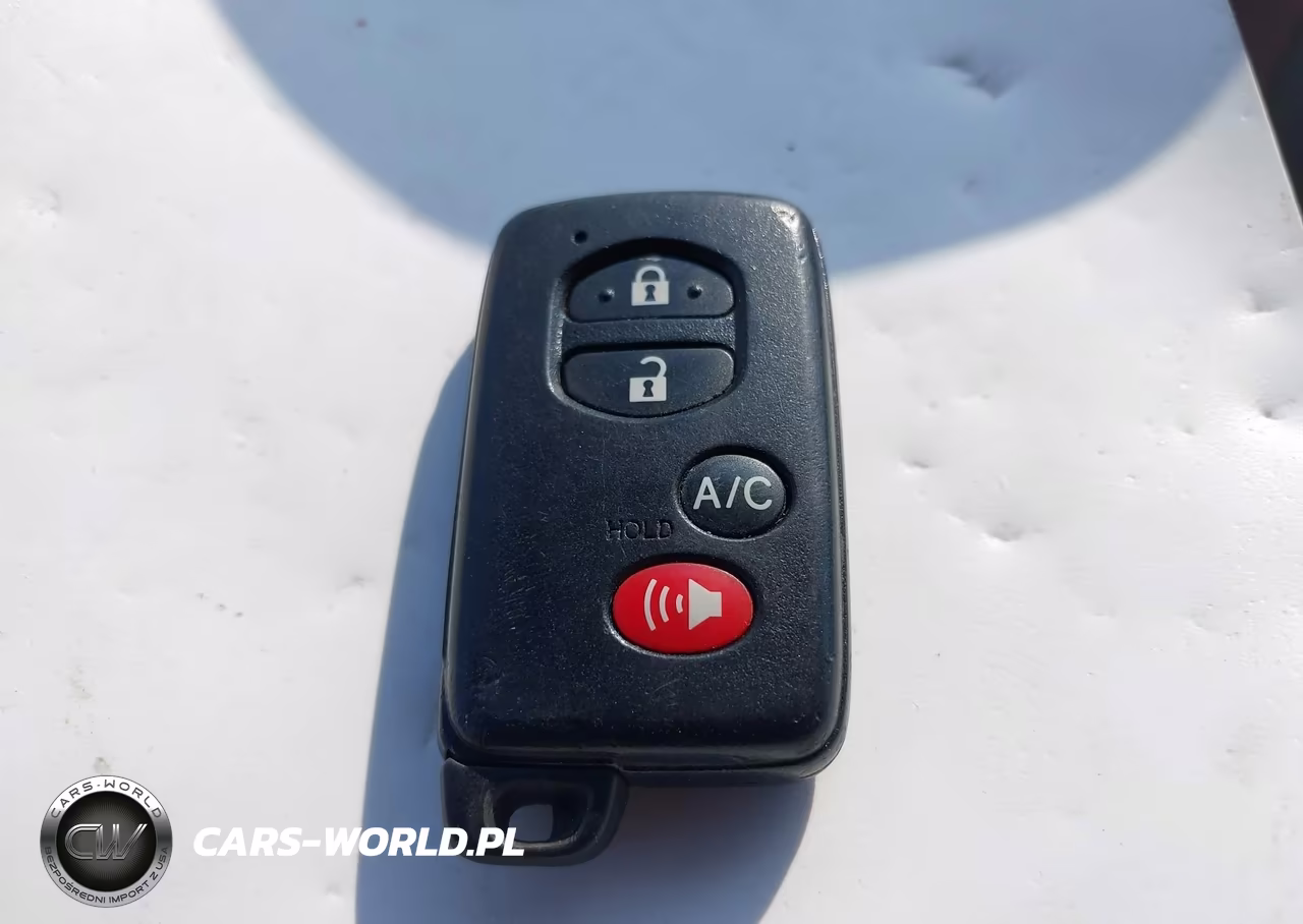 2012 Toyota Prius Three VIN:JTDKN3DU1C5438767 - 11