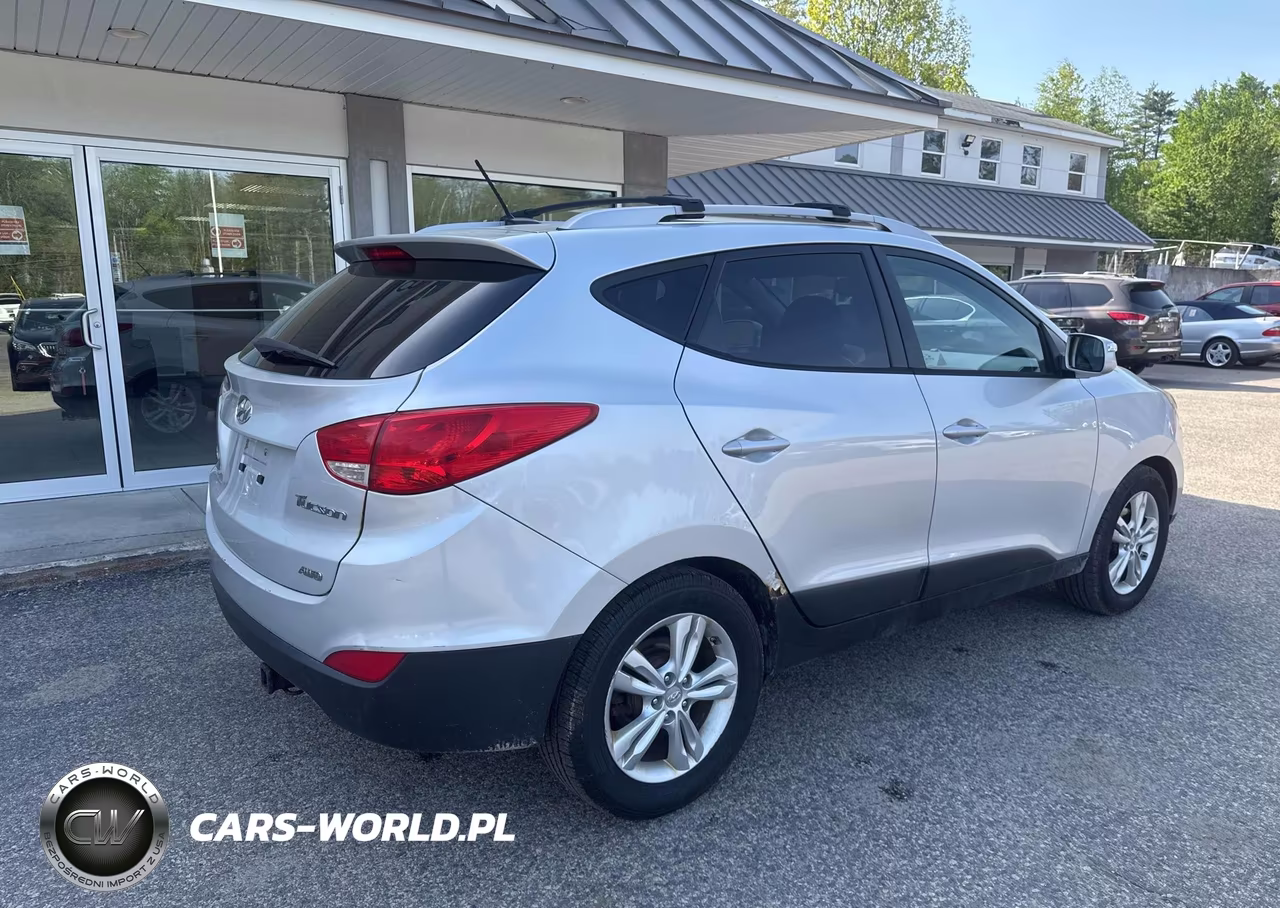 2012 Hyundai Tucson Gls VIN:KM8JUCAC4CU395912 - 4