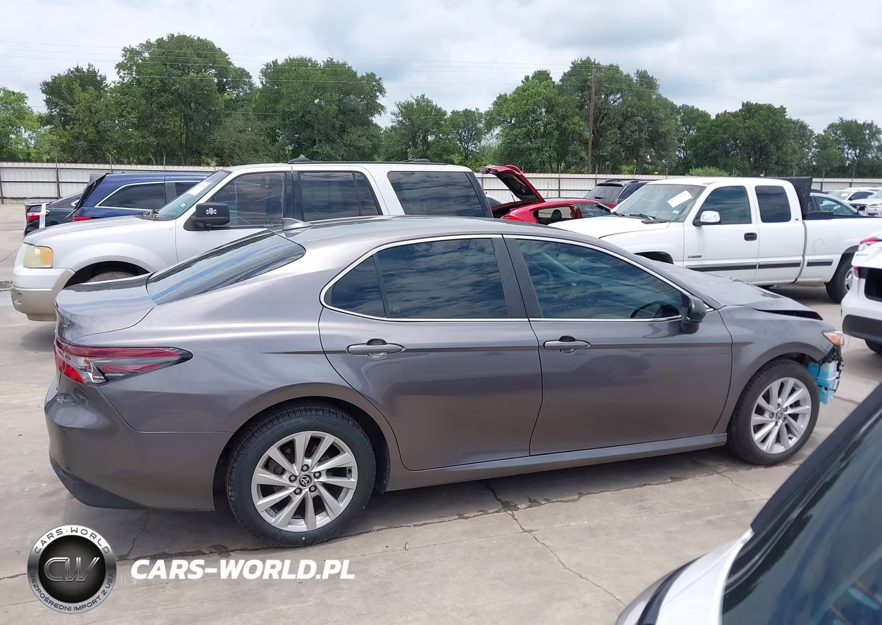 2021 Toyota Camry Le VIN:4T1C11AK1MU447964 - 14