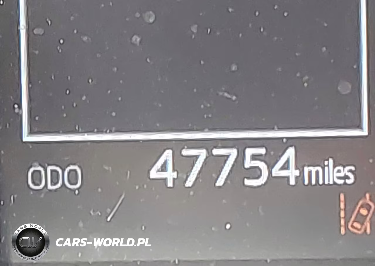 2021 Toyota Camry Le VIN:4T1C11AK1MU447964 - 16