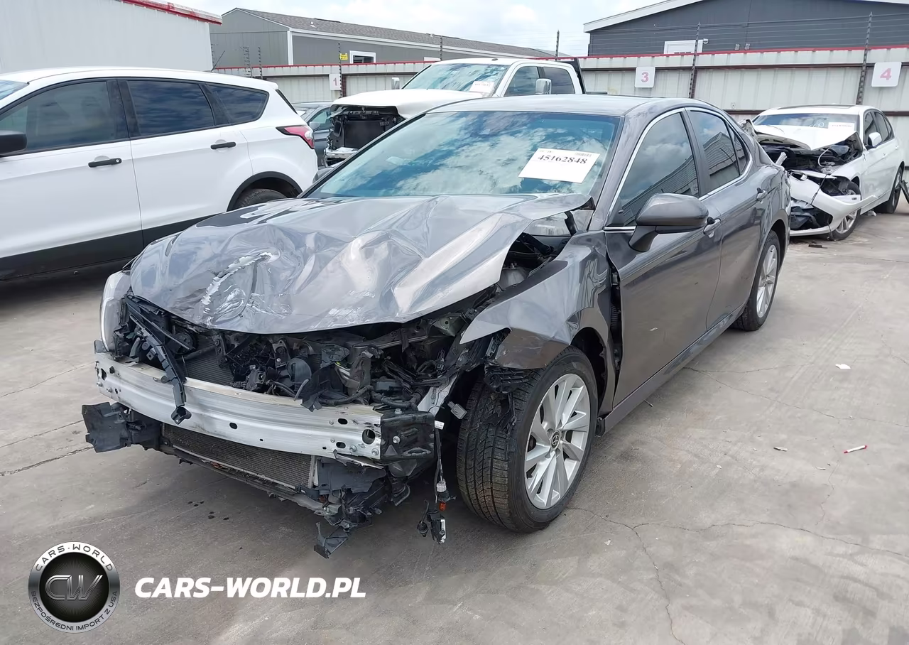 2021 Toyota Camry Le VIN:4T1C11AK1MU447964 - 2