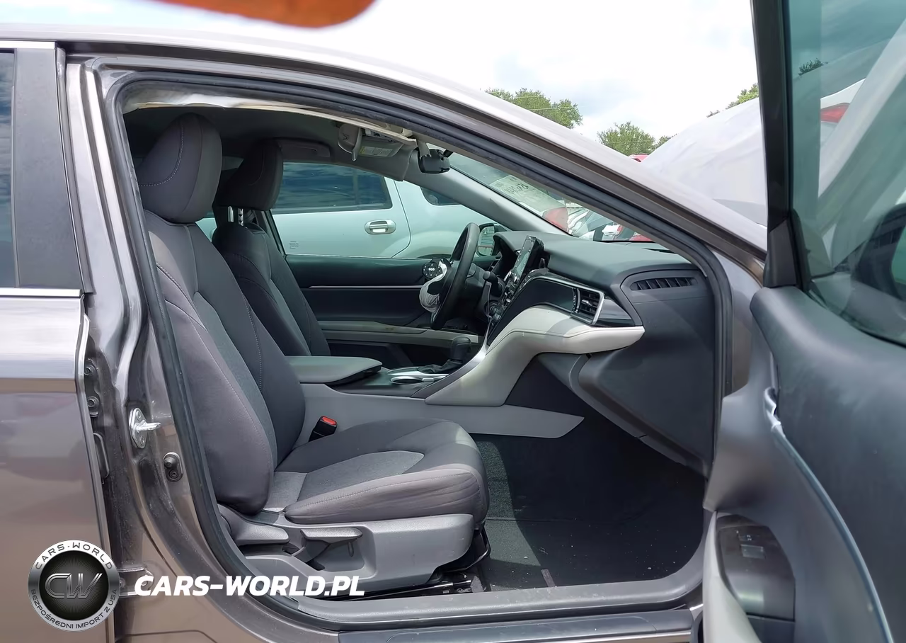 2021 Toyota Camry Le VIN:4T1C11AK1MU447964 - 5