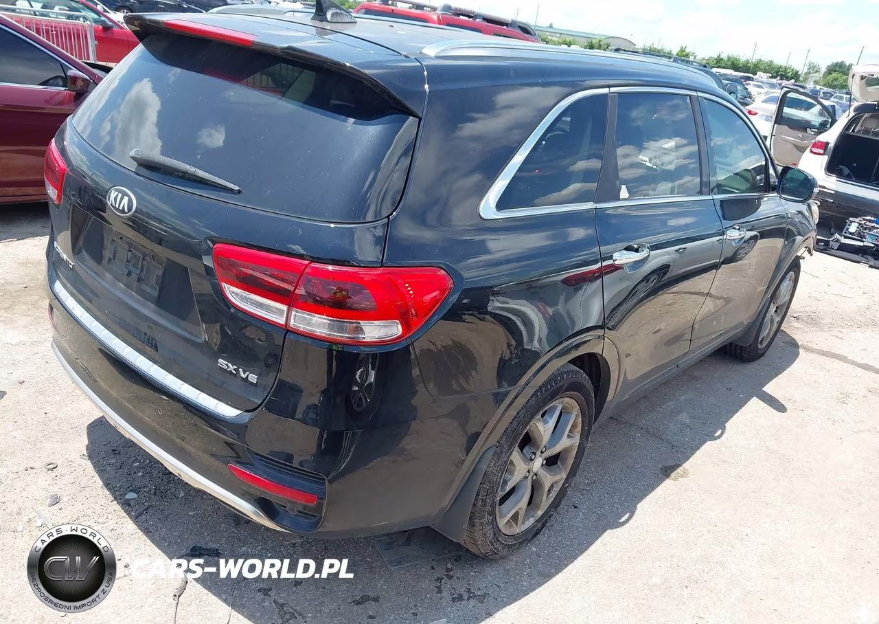 2018 Kia Sorento 3.3L Sx VIN:5XYPK4A52JG396583 - 4
