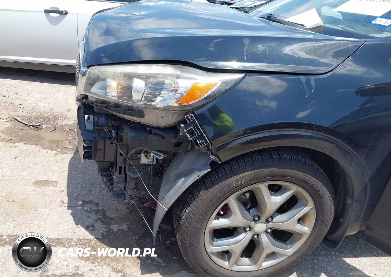 2018 Kia Sorento 3.3L Sx VIN:5XYPK4A52JG396583 - 6