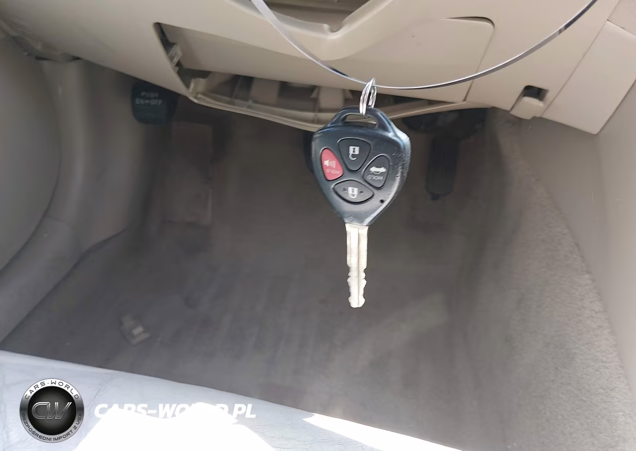 2010 Toyota Avalon Xls VIN:4T1BK3DB9AU361166 - 11