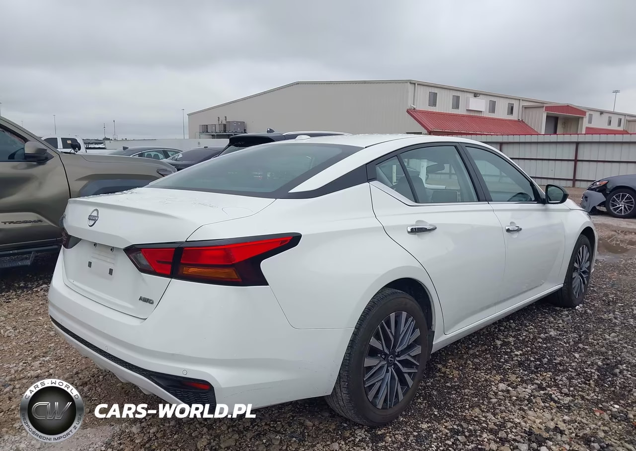 2025 Nissan Altima Sv Awd VIN:1N4BL4DWXSN360118 - 4