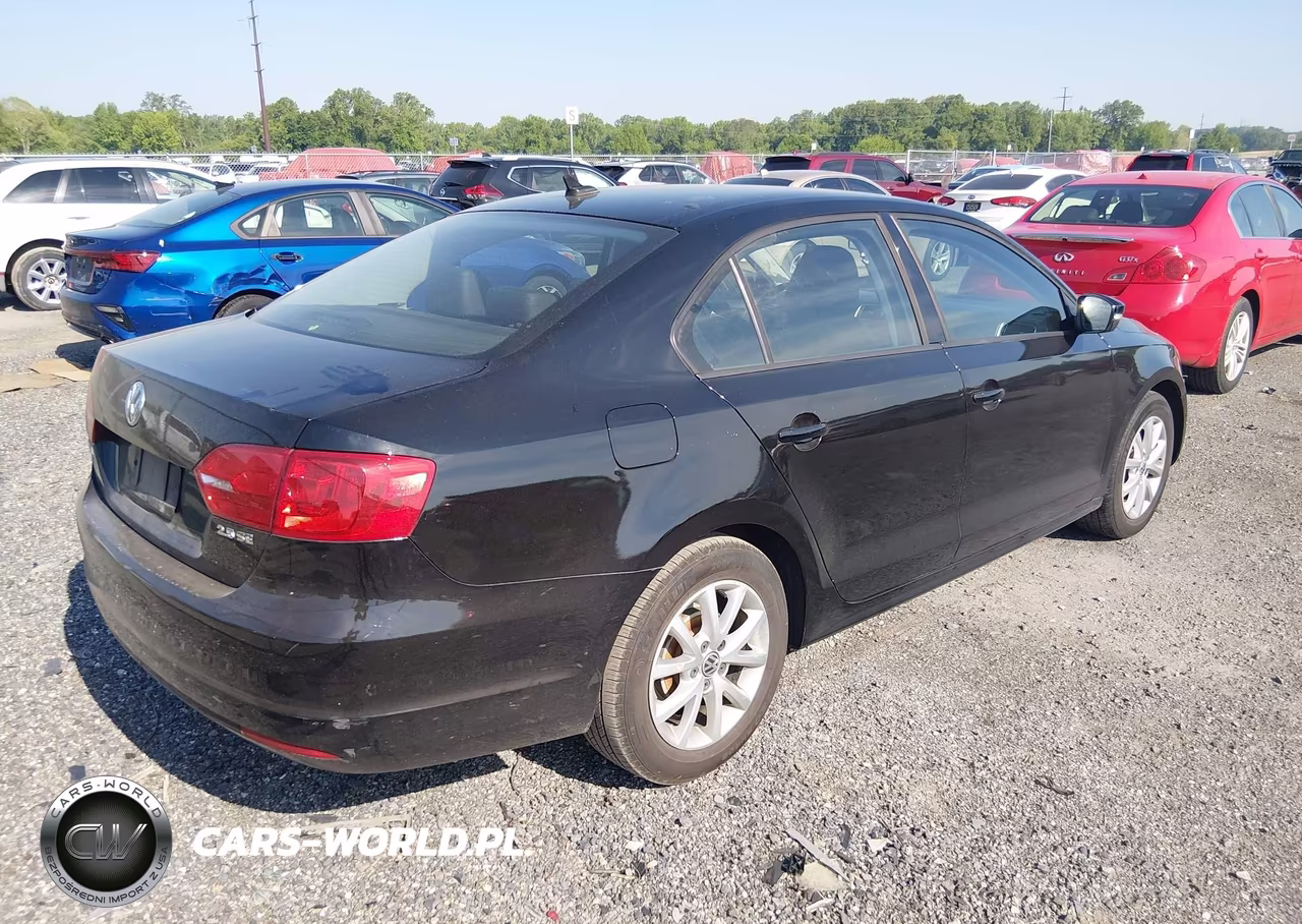 2011 Volkswagen Jetta 2.5L Se VIN:3VWDZ7AJ4BM011703 - 4